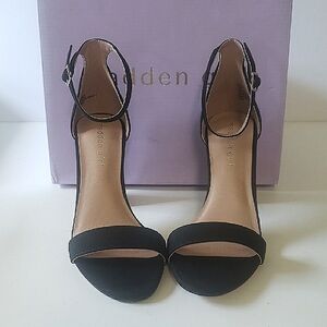 Madden Girl "Bella" Black Suede High Heeled Dressy Sandals, Size 7.5M, NIB